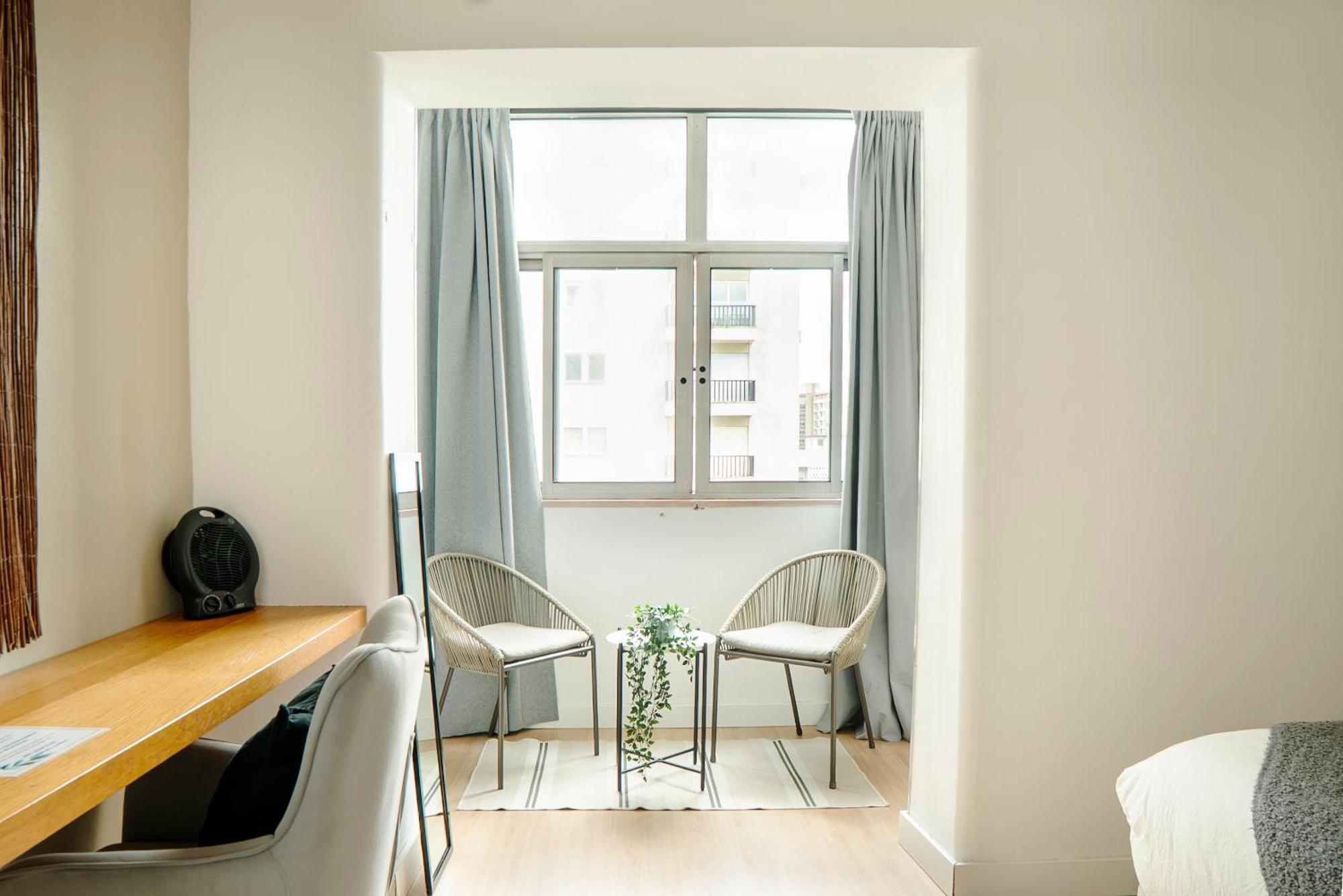 Soar Home I Urban Nest - Near Airport & Green Park Lisboa Exteriör bild