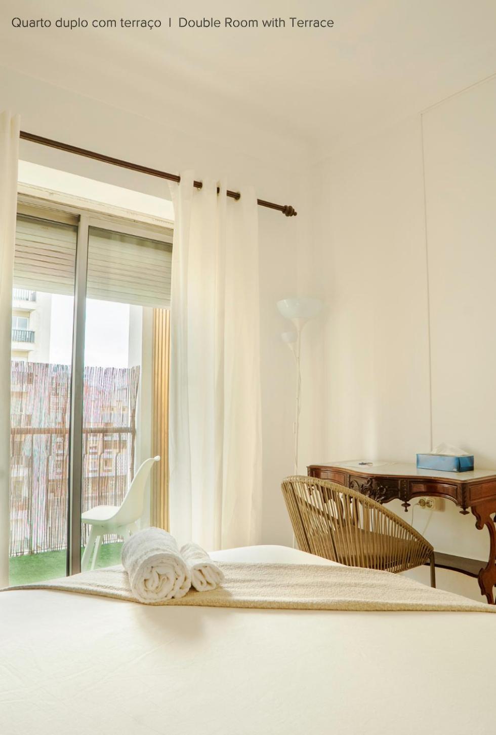 Soar Home I Urban Nest - Near Airport & Green Park Lisboa Exteriör bild
